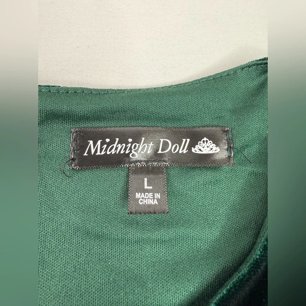Midnight Doll Flutter Sleeve Green Velvet Double-Hem Fit & Flare Dress Sz Large - Picture 5 of 10